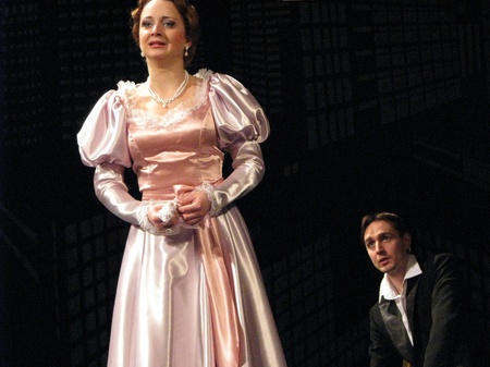 Вистава "Він прийшов" театру імені Марії Заньковецької 