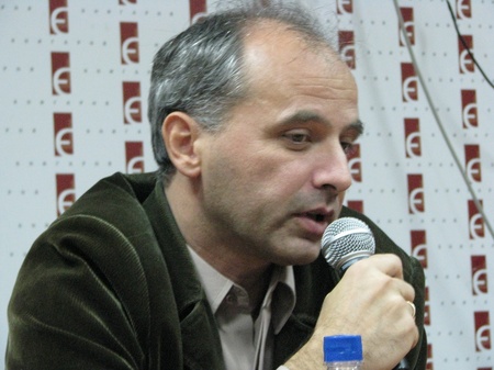 Деян Айдачич